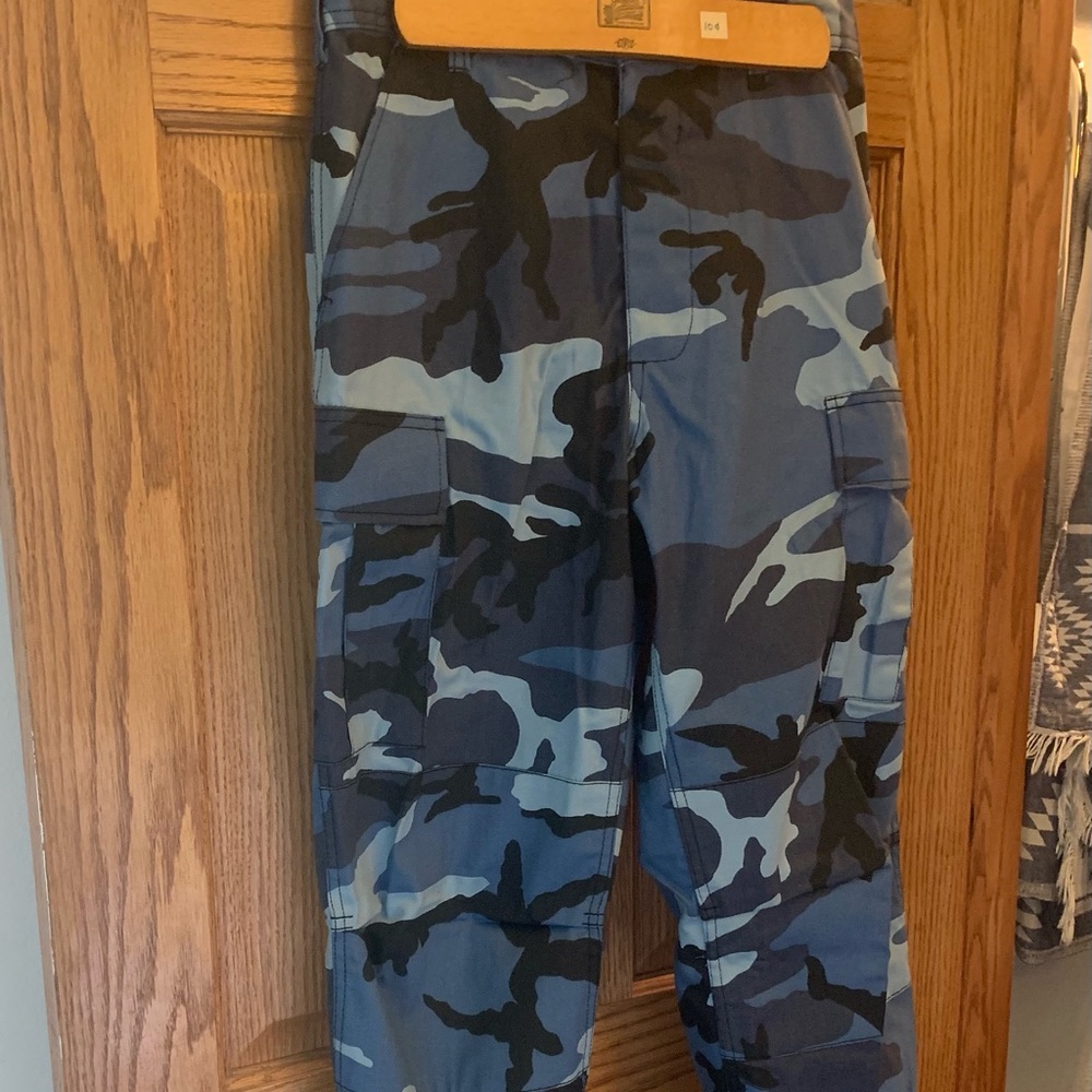 Blue camo unisex pants